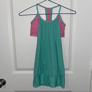 Lululemon workout top